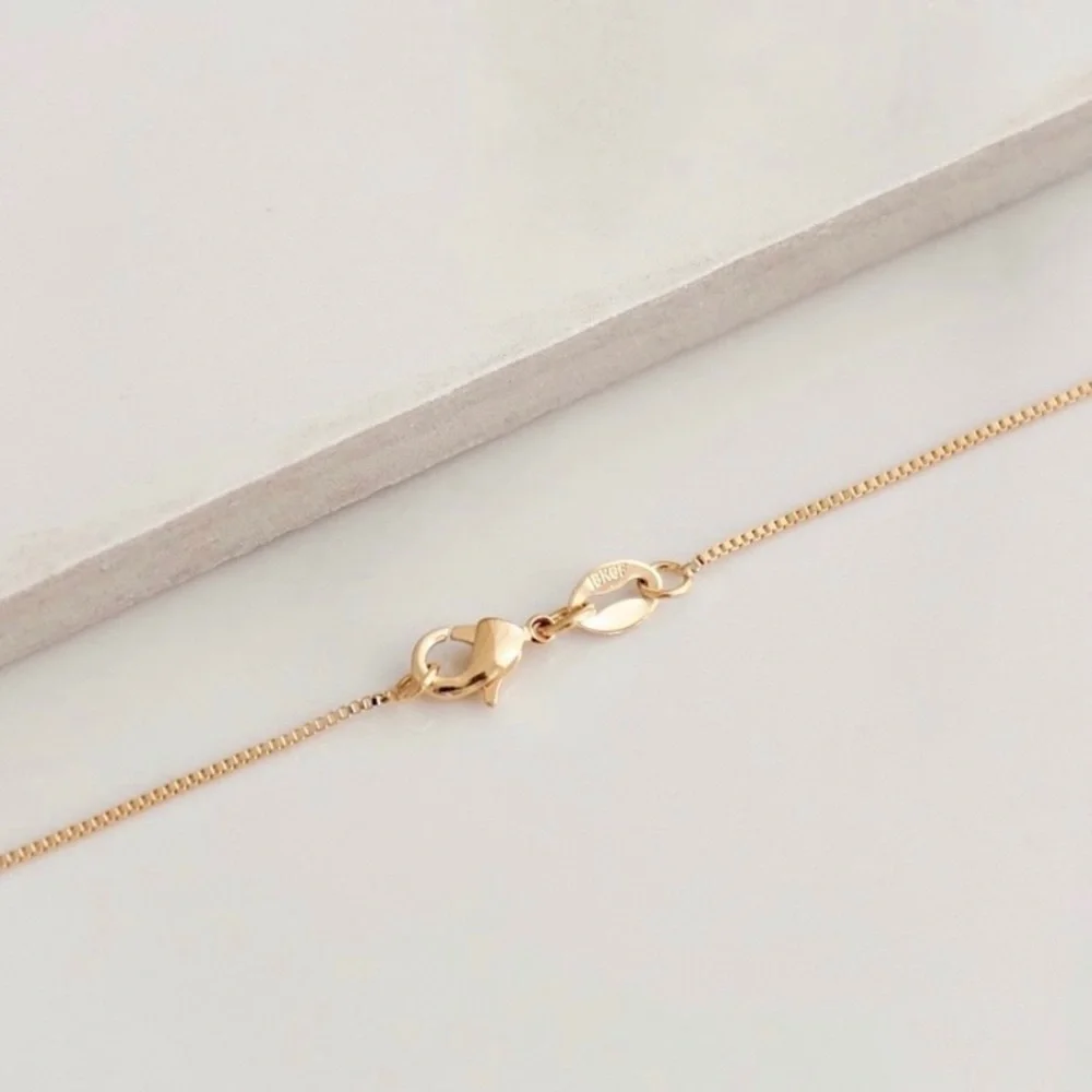 Gold Medallion Necklace - Picture 7 of 8